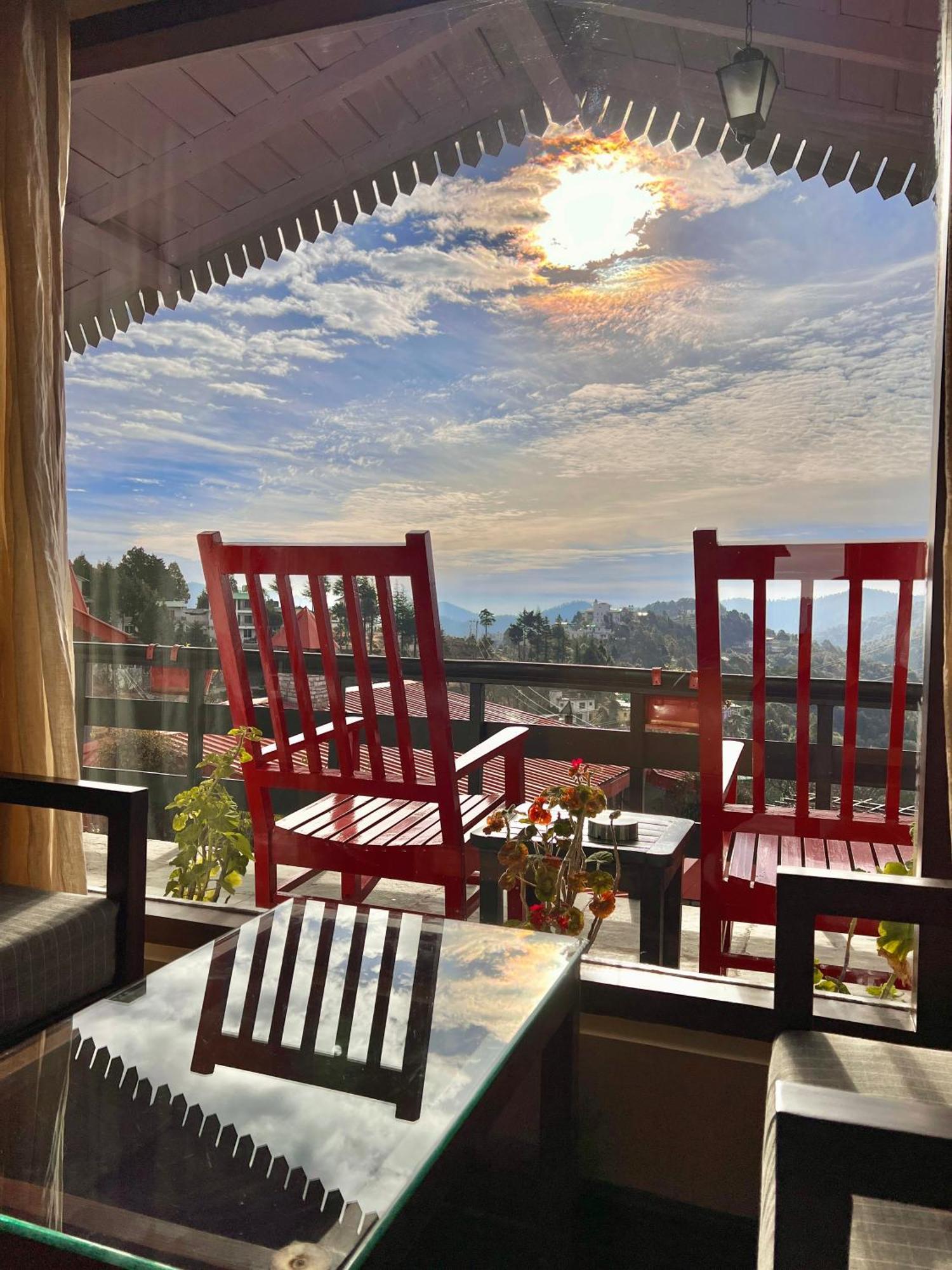 The Birdcage, Mukteshwar Hotel Ruang foto