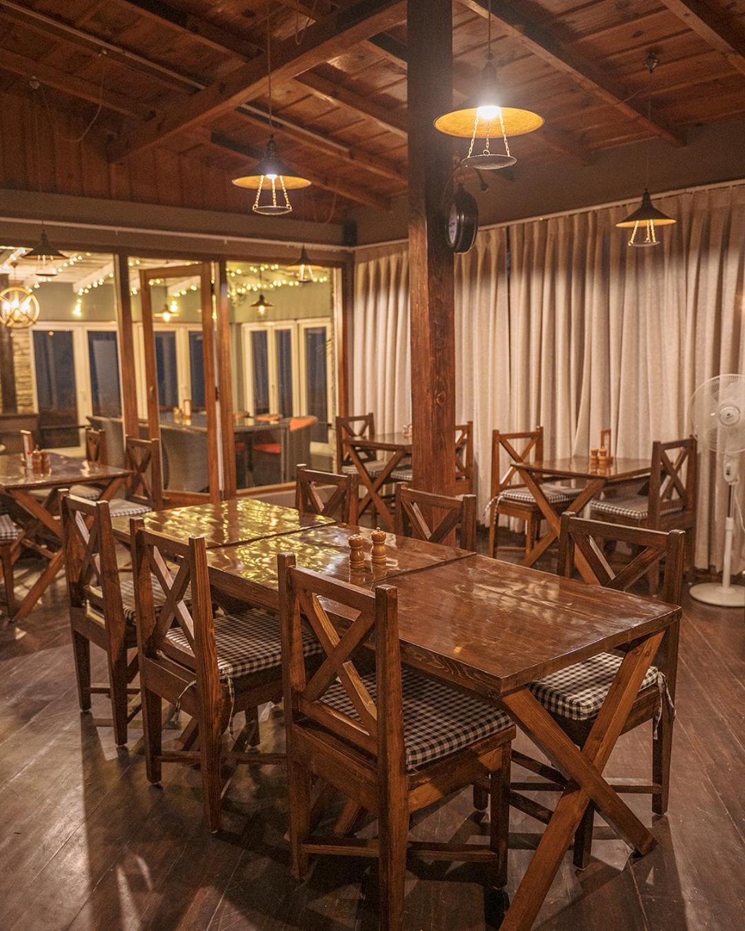 The Birdcage, Mukteshwar Hotel Bagian luar foto