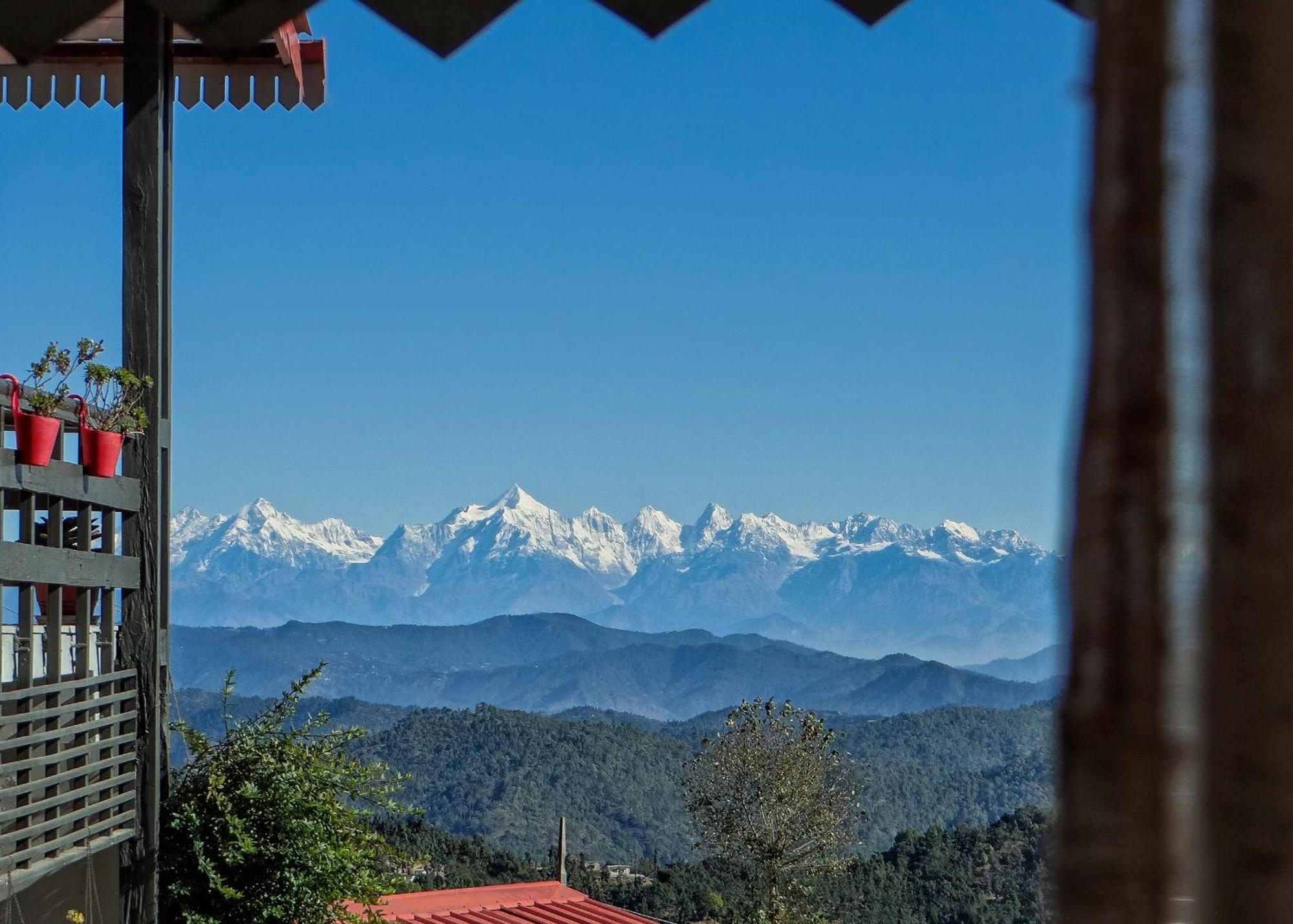 The Birdcage, Mukteshwar Hotel Bagian luar foto