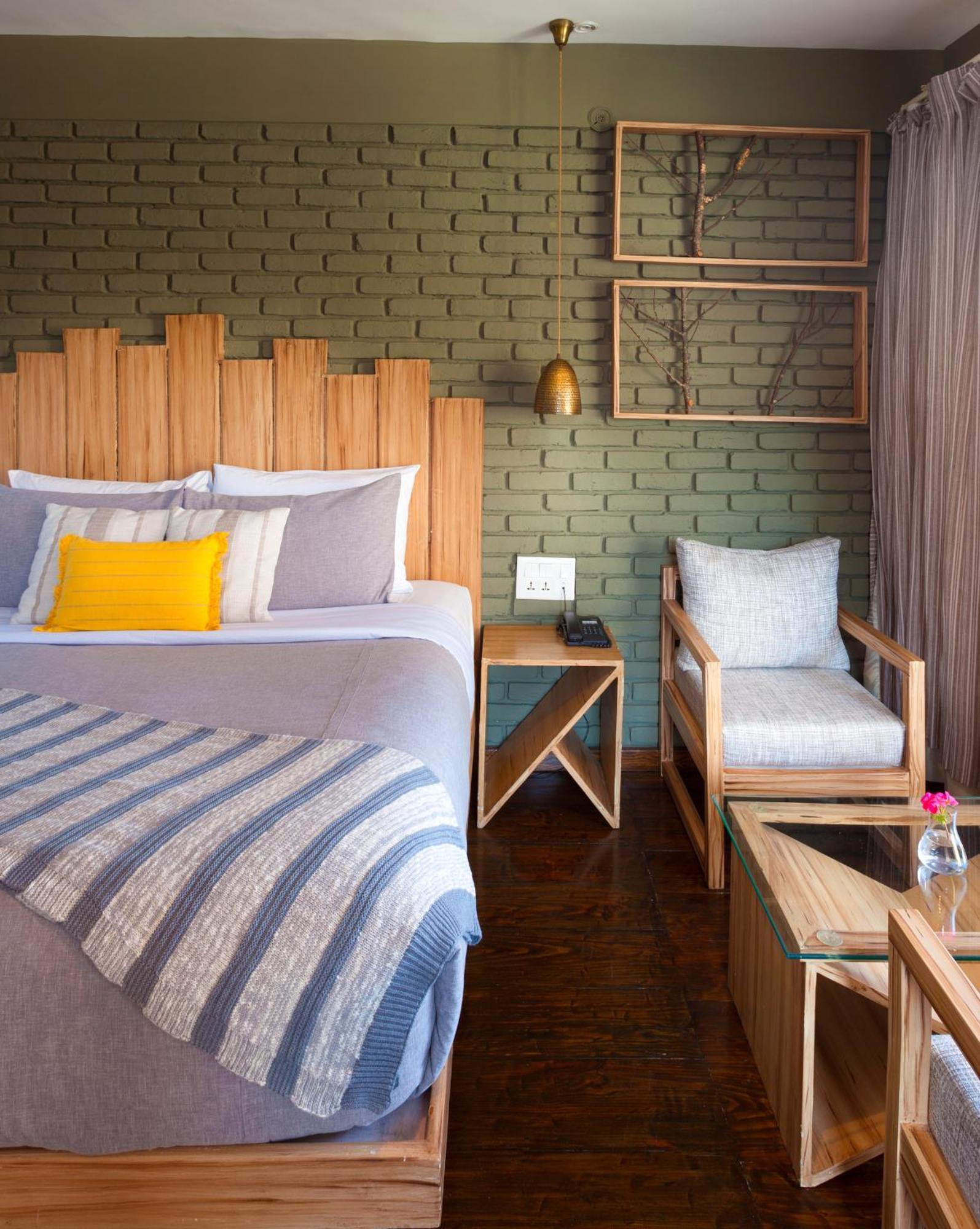 The Birdcage, Mukteshwar Hotel Bagian luar foto